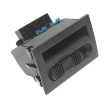 Load image into Gallery viewer, DS-390 Standard Ignition Fog Light Switch Standard Ignition Canada