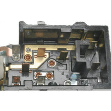 Load image into Gallery viewer, DS-613 Headlight Switch Standard Ignition Canada