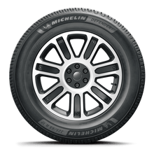Load image into Gallery viewer, 44198 215/65R17XL Michelin Defender2 103H Michelin Tires Canada
