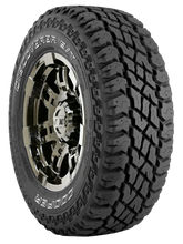 Charger l'image dans la galerie, 170082004 LT265/65R17 Cooper Discoverer S/T Maxx 120Q Cooper Tires Canada