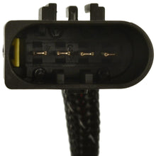 Load image into Gallery viewer, EFH212 Diesel Exhaust Fluid (DEF) Heater Standard Import Canada