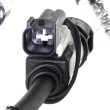 Charger l'image dans la galerie, EFL010 Standard Ignition Diesel Exhaust Fluid (DEF) Injector Feed Line Standard Ignition Canada