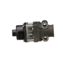 Load image into Gallery viewer, EGV913 Standard Import Exhaust Gas Recirculation (EGR) Valve Standard Import Canada