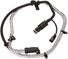 Charger l'image dans la galerie, EM1303DFHS Spectra Premium Diesel Exhaust Fluid (DEF) Hose Spectra Premium Canada