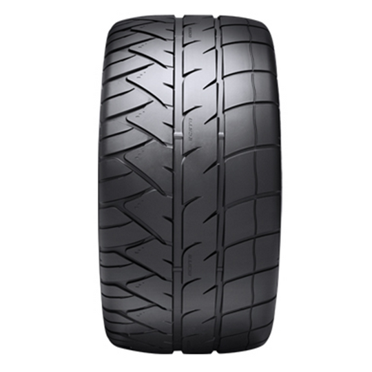 2202753 305/30R19 Kumho Ecsta V720 102W Kumho Tires Canada