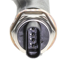 Load image into Gallery viewer, FIR13 Standard Ignition Fuel Injector Rail Standard Ignition Canada