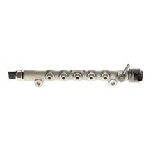 Load image into Gallery viewer, FIR22 Standard Ignition Fuel Injector Rail Standard Ignition Canada
