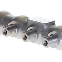 Load image into Gallery viewer, FIR22 Standard Ignition Fuel Injector Rail Standard Ignition Canada