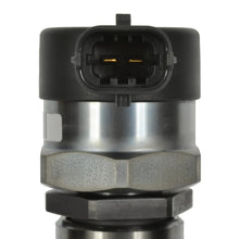 Load image into Gallery viewer, FIR2 Standard Ignition Fuel Injector Rail Standard Ignition Canada