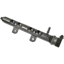 Load image into Gallery viewer, FIR8 Standard Ignition Fuel Injector Rail Standard Ignition Canada