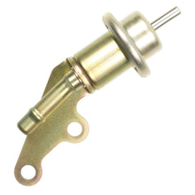 Load image into Gallery viewer, FPD40 Standard Import Fuel Injection Pressure Damper Standard Import Canada
