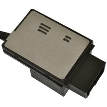 Load image into Gallery viewer, FPM102 Standard Ignition Fuel Pump Driver Module Standard Ignition Canada