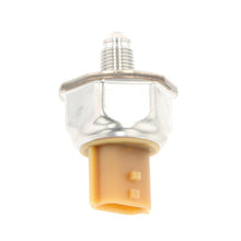 Load image into Gallery viewer, FPS158 Standard Import Fuel Pressure Sensor Standard Import Canada