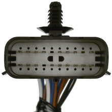 Load image into Gallery viewer, FWH103 Standard Ignition Diesel Exhaust Fluid (DEF) Pump Wiring Harness Standard Ignition Canada