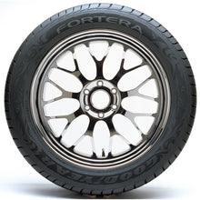 Load image into Gallery viewer, 151774163 305/40R22 Goodyear Fortera SL 114H Goodyear Tires Canada