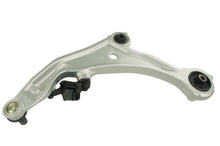 Load image into Gallery viewer, GS301007 Suspension Control Arm and Ball Joint Assembly Mevotech Original Grade Canada