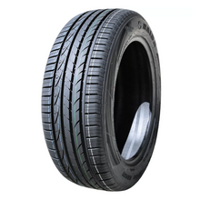 Charger l'image dans la galerie, 2754521HD937 275/45ZR21 Haida HD937 UHP Performance 110Y Haida Tires Canada
