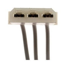 Load image into Gallery viewer, HK9315 Standard Ignition Fuel Injector Connector Standard Ignition Canada