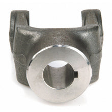 Charger l'image dans la galerie, 1800 Power Take Off (PTO) End Yoke MOOG Driveline Products Canada