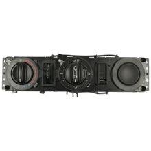 Charger l'image dans la galerie, HS-424 Standard Ignition A/C Selector Switch Standard Ignition Canada