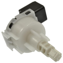 Load image into Gallery viewer, HS-546 HVAC Blower Motor Switch Standard Import Canada
