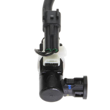 Load image into Gallery viewer, IFL018 Standard Ignition Diesel Exhaust Fluid (DEF) Injector Feed Line Standard Ignition Canada