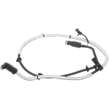 Charger l'image dans la galerie, IFL025 Standard Ignition Diesel Exhaust Fluid (DEF) Injector Feed Line Standard Ignition Canada