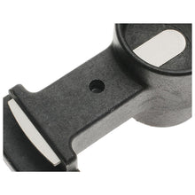 Load image into Gallery viewer, JR-118 Standard Ignition Distributor Rotor Standard Ignition Canada