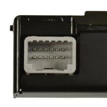 Load image into Gallery viewer, LDS26 Standard Ignition Lane Departure System Camera Standard Ignition Canada
