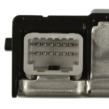 Load image into Gallery viewer, LDS40 Standard Ignition Lane Departure System Camera Standard Ignition Canada