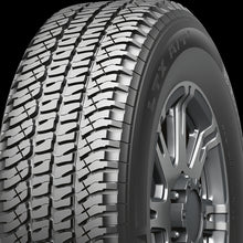 Charger l&#39;image dans la galerie, 16270 LT285/55R20 Michelin LTX A/T2 122R Michelin Tires Canada