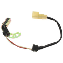 Load image into Gallery viewer, LX-520 Standard Import Distributor Ignition Pickup Standard Import Canada