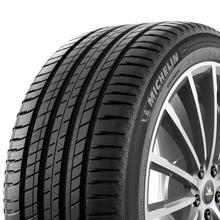 Charger l'image dans la galerie, 95712 255/55R19XL Michelin Latitude Sport 3 111Y Michelin Tires Canada