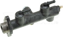 Charger l'image dans la galerie, M39465 Brake Master Cylinder Dorman - First Stop Canada