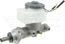 Charger l'image dans la galerie, M39865 Brake Master Cylinder Dorman - First Stop Canada
