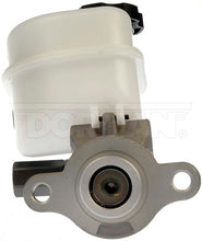 Charger l'image dans la galerie, M630040 Brake Master Cylinder Dorman - First Stop Canada
