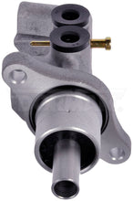 Charger l'image dans la galerie, M630075 Brake Master Cylinder Dorman - First Stop Canada