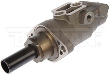 Charger l'image dans la galerie, M630146 Brake Master Cylinder Dorman - First Stop Canada