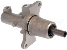 Charger l'image dans la galerie, M630376 Brake Master Cylinder Dorman - First Stop Canada