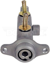 Charger l'image dans la galerie, M630554 Brake Master Cylinder Dorman - First Stop Canada