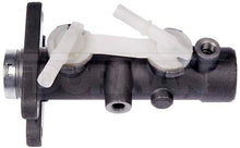 Charger l'image dans la galerie, M630743 Brake Master Cylinder Dorman - First Stop Canada