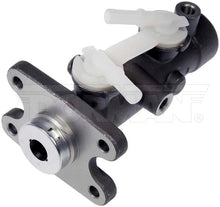 Charger l'image dans la galerie, M630743 Brake Master Cylinder Dorman - First Stop Canada