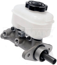 Charger l'image dans la galerie, M631008 Brake Master Cylinder Dorman - First Stop Canada