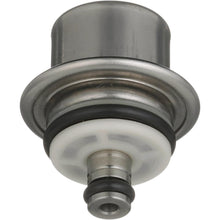 Load image into Gallery viewer, MC1402 Standard Ignition Fuel Injection Pressure Regulator Standard Ignition Canada