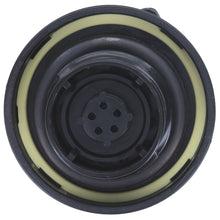 Load image into Gallery viewer, MGC912 Key Vent Fuel Cap Motorad