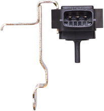 Load image into Gallery viewer, MP146 Spectra Premium Manifold Absolute Pressure Sensor Spectra Premium Canada