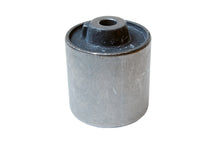 Load image into Gallery viewer, GS40443 Suspension Control Arm Bushing Mevotech Original Grade Canada