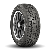 Charger l'image dans la galerie, 90000030122 205/50R17XL Mastercraft Glacier Trex 93H Mastercraft Tires Canada