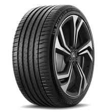 Load image into Gallery viewer, 31435 255/45R20XL Michelin Pilot Sport 4 SUV 105W Michelin Tires Canada