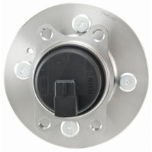 Load image into Gallery viewer, 512324 Wheel Bearing and Hub Assembly MOOG Hub Assemblies Canada